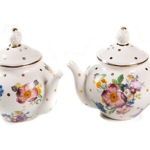 Mackenzie Childs White Flower Market Salt and Pepper Set  New In Box